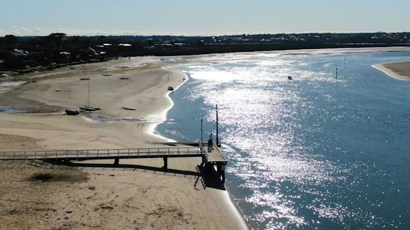 Clip 2 - Fishing Barwon Heads Pier